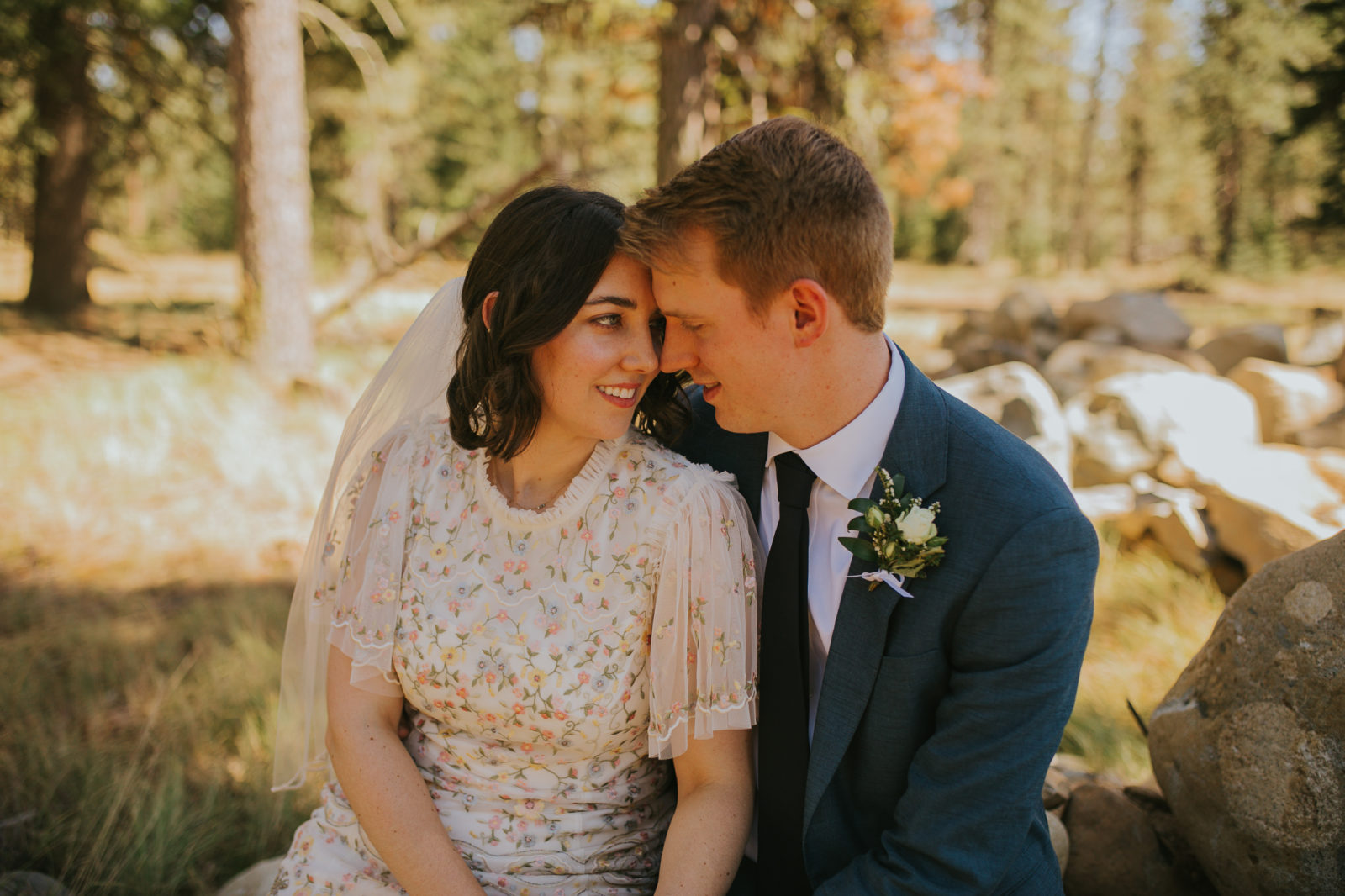 Micro Weddings and Why They Are Awesome - Pacific Northwest Elopement